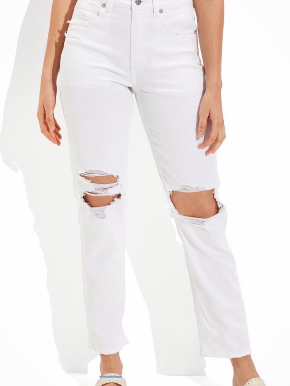 American Eagle Outfitters White Ripped Straight Leg Jeans NWT